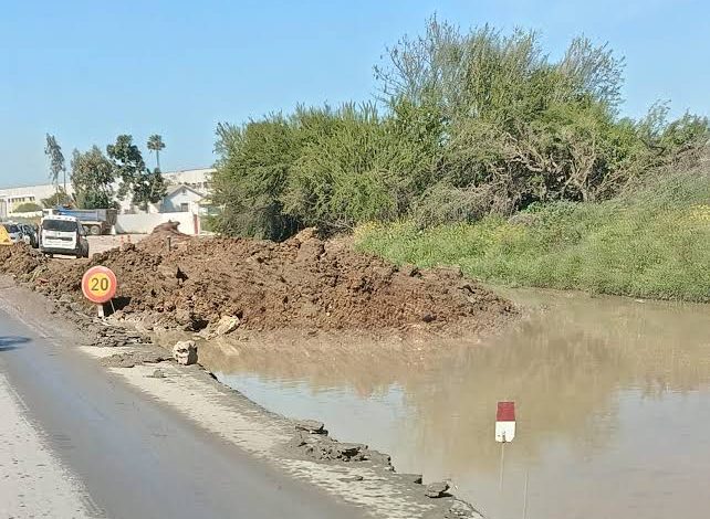 أشغال الطريق الوطنية رقم 1 بتامري تحاصر ساكنة دوار إضوران بأكادير وتثير مخاوف استعجالية