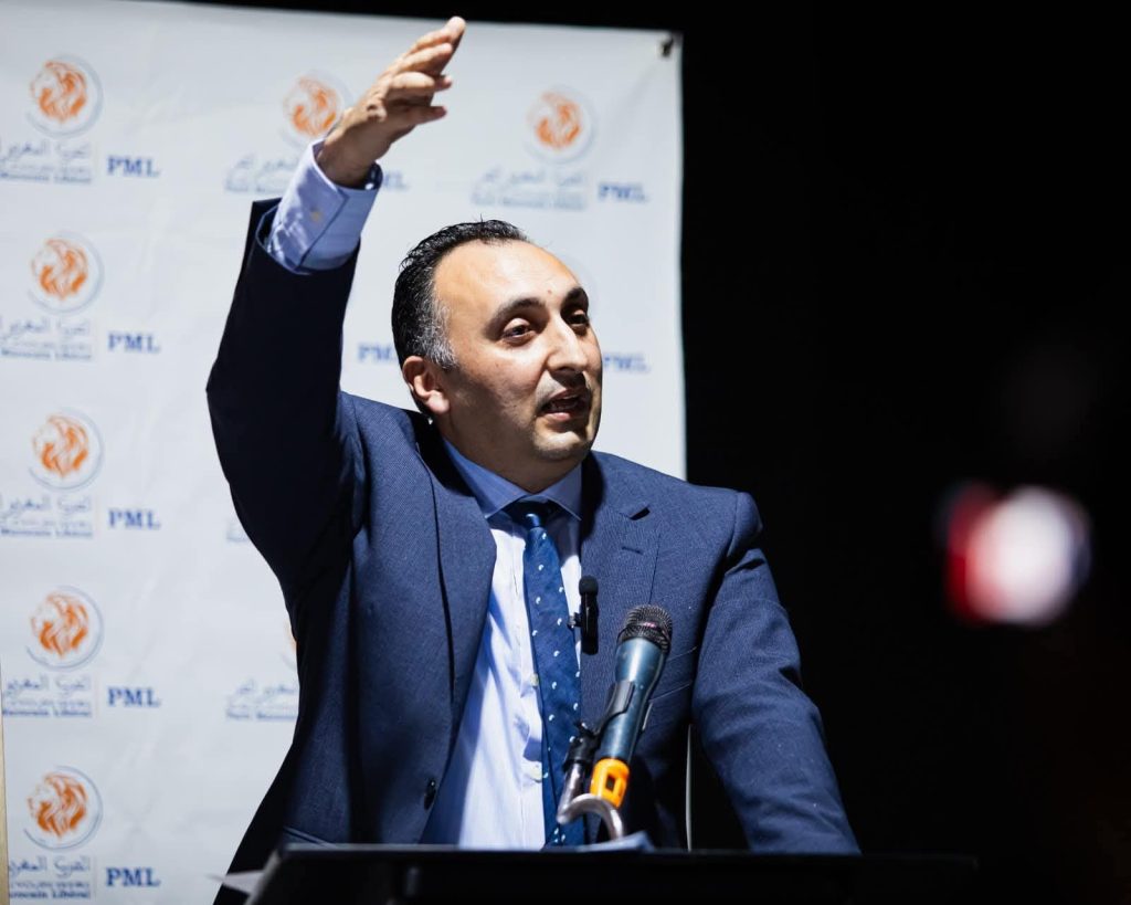 إسحاق شارية يقدم استقالته رسمياً من الأمانة العامة للحزب المغربي الحر بعد الانتخابات