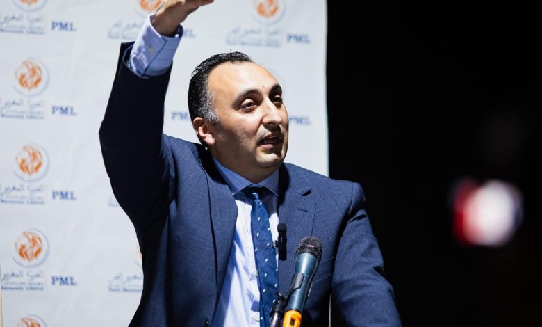 إسحاق شارية يعلن استقالته من الأمانة العامة للحزب المغربي الحر بسبب نتائج الانتخابات