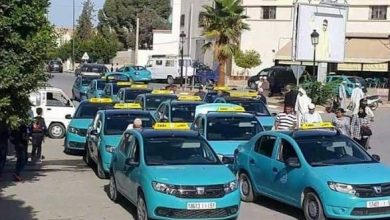 تاوريرت: سيارات الأجرة الكبيرة تؤمن تنقل طلبة الملحقة الجامعية بثمن جد رمزي