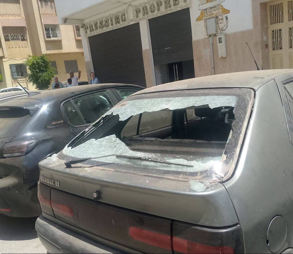استياء واسع في سلا بعد تخريب وتكسير زجاج سيارات المواطنين بحي سعيد حجي