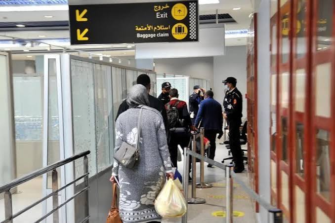 فتح تحقيق في ظروف ملابسات وفاة مسافر غيني مفاجئة بمطار الداخلة