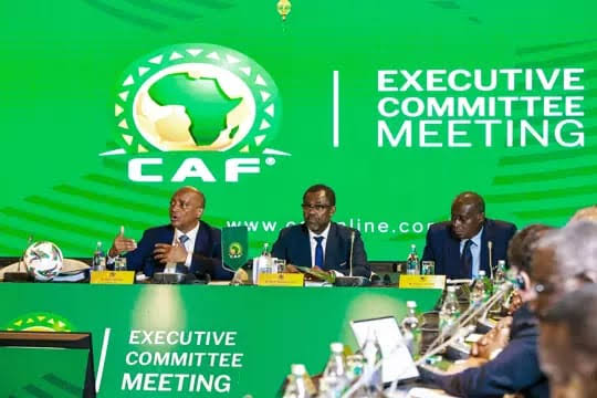 كواليس تراجع الكاف عن مقترح كأس إفريقيا كل 4 سنوات وتحديات البنية التحتية القارية