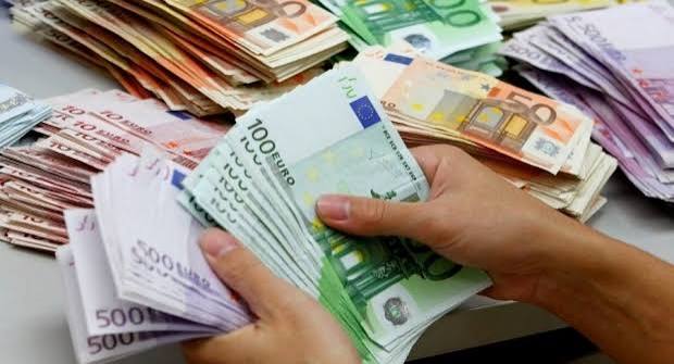 أرقام قياسية جديدة لتحويلات المغاربة المقيمين بالخارج ومكتب الصرف يؤكد ارتفاعها بنسبة تسعة بالمر المائة