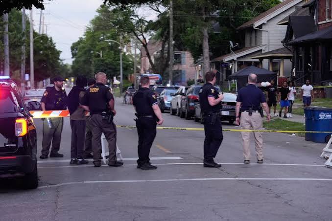 مأساة جديدة بأوهايو: تفاصيل حادث إطلاق نار مميت داخل مجمع سكني أمريكي