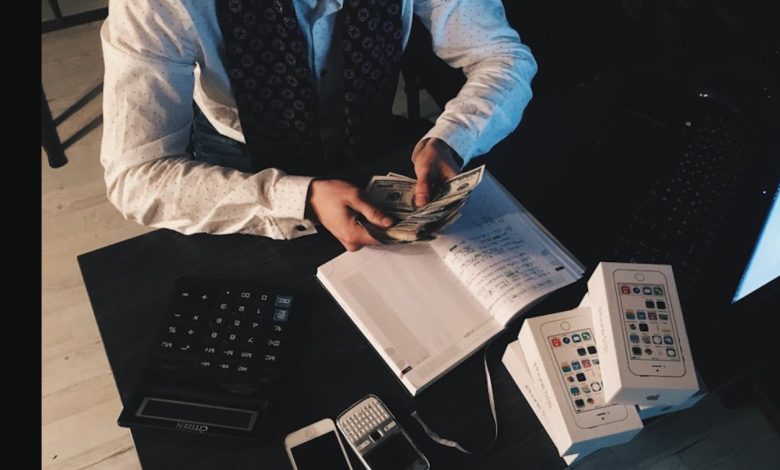أزمة البريد الإلكتروني تربك تحصيل الديون في المحكمة التجارية بالدار البيضاء