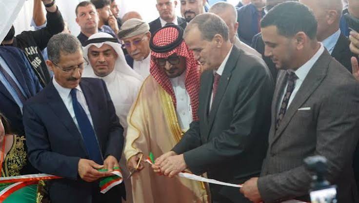 أوهام الاكتفاء الذاتي.. كيف يسوق النظام الجزائري لبروباغندا الصناعات الغذائية وسط أزمة الأسواق؟