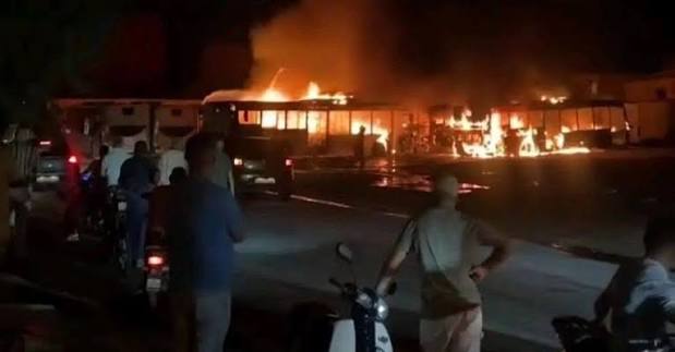 خسائر مادية فادحة إثر حريق مهول استهدف سوق باب عبد الوهاب بوجدة