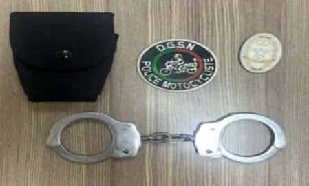 سقوط مزور ببدلة رسمية.. الأمن البيضاوي يطيح بانتحال صفة مسؤول قضائي في قضايا نصب وابتزاز