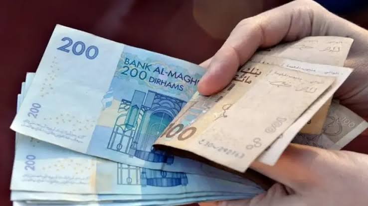 تفاصيل الزيادة المرتقبة في أجور الموظفين بالمغرب سنة 2027 حسب تصريحات لقجع