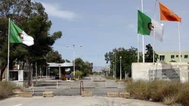استنفرت السلطات بوجدة.. سيارة رباعية الدفع تصطدم بالحاجز الحدودي لزوج بغال