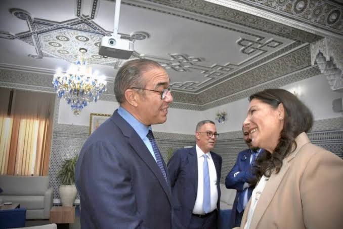 غضب عارم وإنشقاق داخل الحركة الشعبية بسبب تعنت أوزين في مشاورات المشاركة في الحكومة