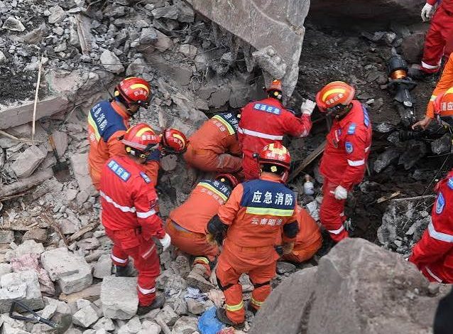هزة أرضية عنيفة بقوة 7 درجات تضرب مناطق واسعة في الصين وتخلف ضحايا