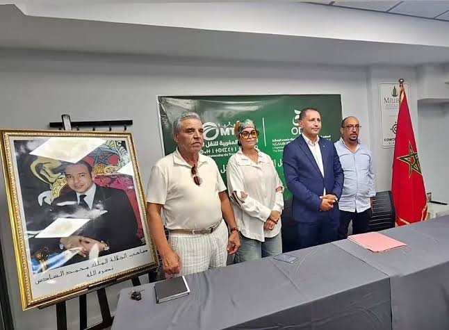 قطاع النقل السياحي في المغرب على صفيح ساخن ومخاوف جدية من شبح الإفلاس الجماعي