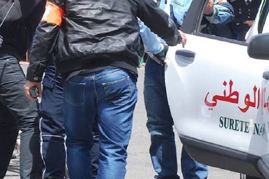 الإطاحة بعشرينياتي في جرسيف تورط في شبكة النصب الهاتفي المسماة ألو ربحت معانا
