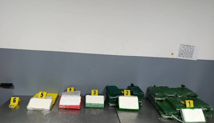 عملية نوعية بميناء طنجة المتوسط تسفر عن حجز شحنة ضخمة من الكوكايين القادم من البرازيل